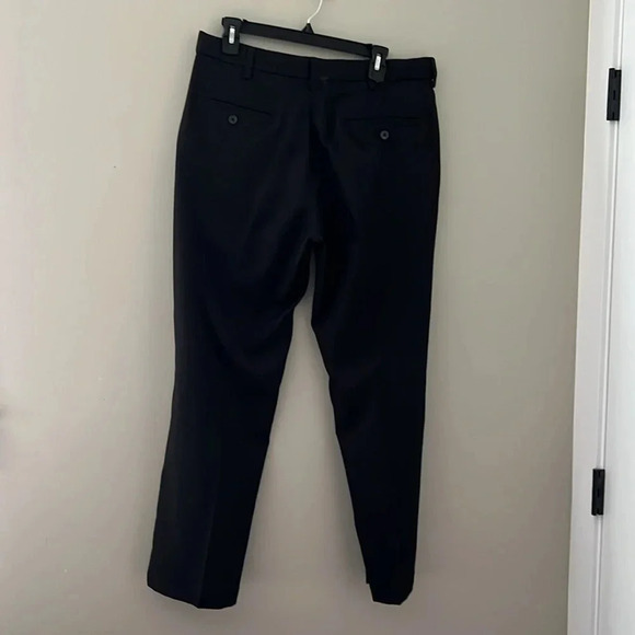 Haggar Cool 18 Men's Black Dress Pants - Picture 2 of 3